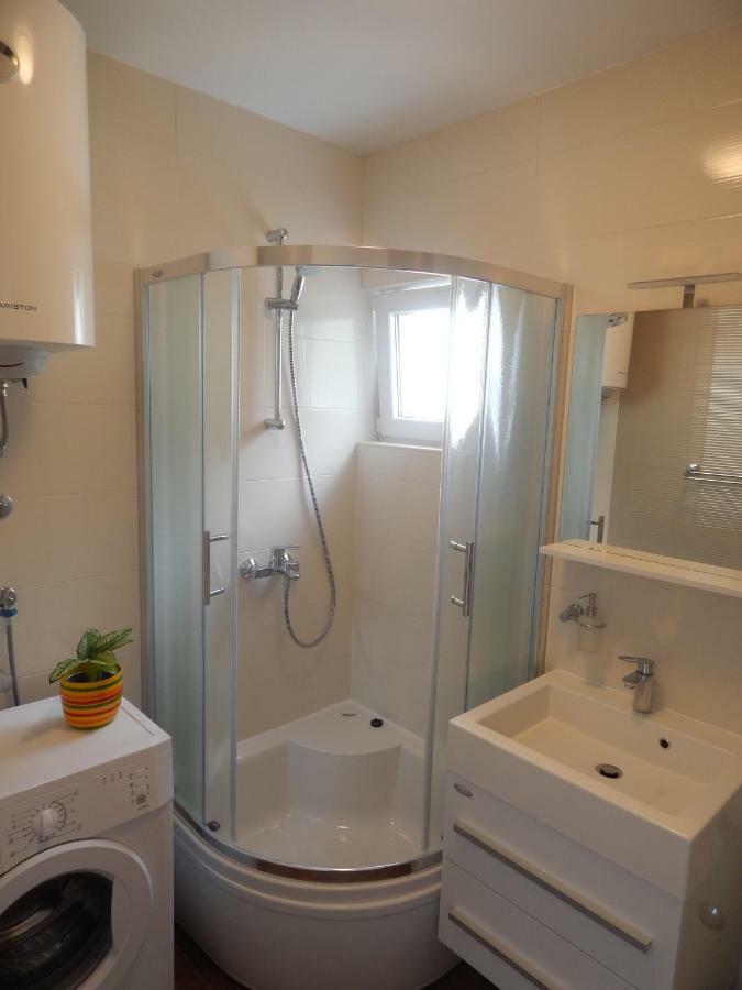 Apartman Karlo マカルスカ エクステリア 写真